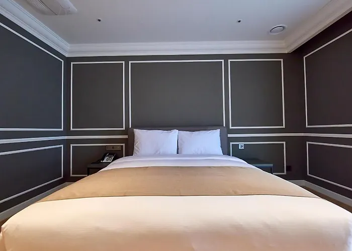 Busan City Hotel 酒店 3*